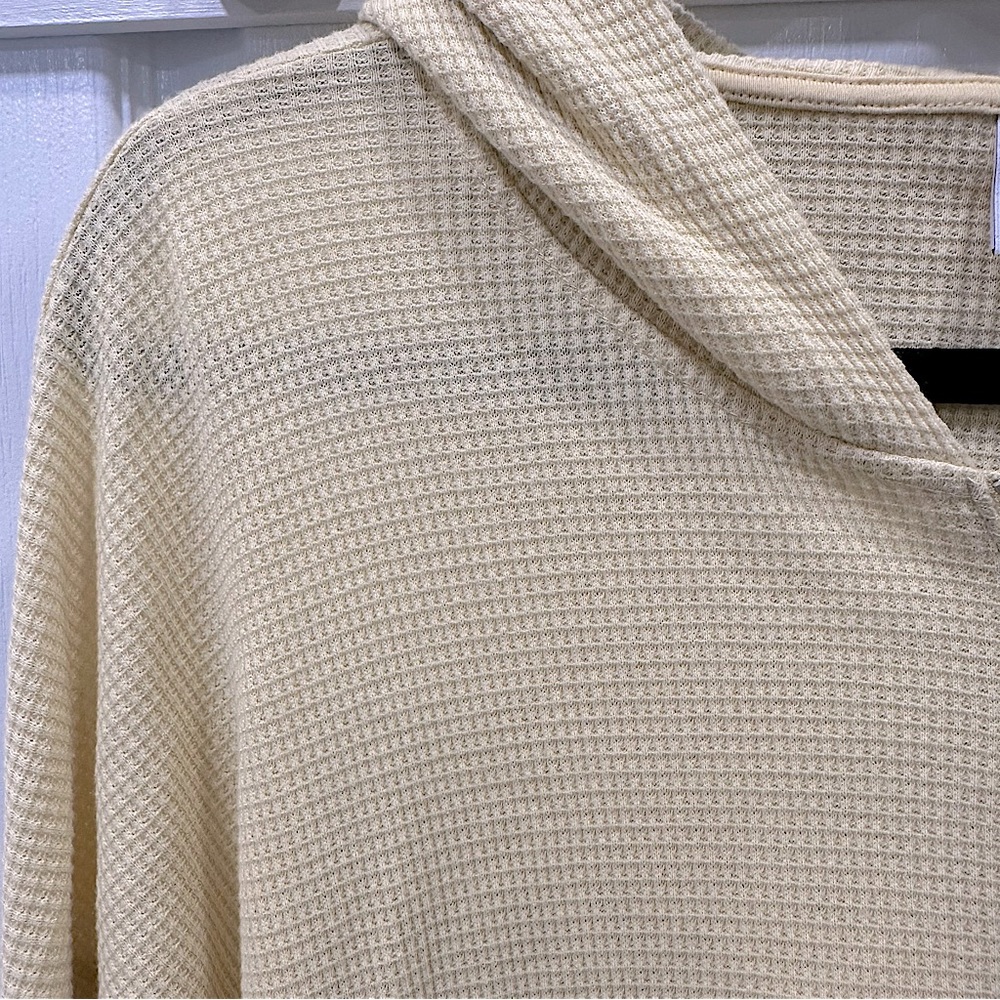 Aritzia TNA Waffle Knit Oversized Cozy Yellow Zip-Up Hoodie Sweater - Picture 5 of 5